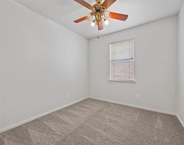1711 Peregrine Drive - Photo Thumbnail 19