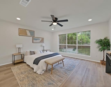 7548 Meadow Creek Drive - Photo Thumbnail 1