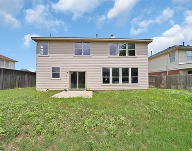 137 Heritage Drive - Photo Thumbnail 34