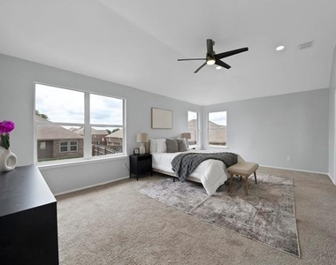 137 Heritage Drive - Photo Thumbnail 27