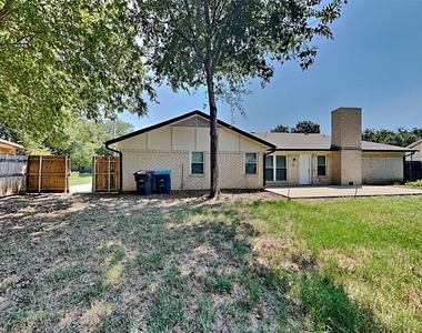 3900 Buckhorn Place - Photo Thumbnail 16