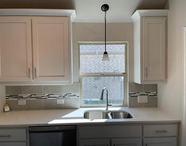 2306 Ranchwood Drive - Photo Thumbnail 19