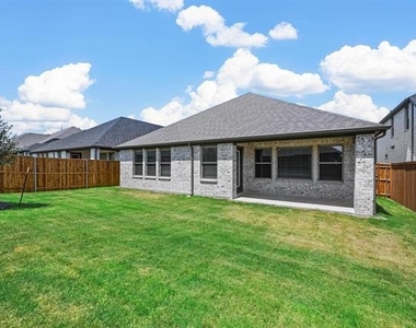 605 Wild Goose Lane - Photo Thumbnail 32