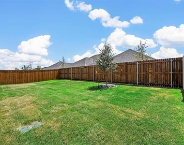 605 Wild Goose Lane - Photo Thumbnail 34