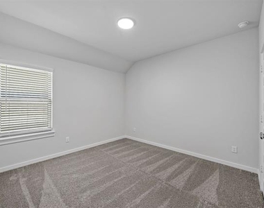 605 Wild Goose Lane - Photo Thumbnail 20