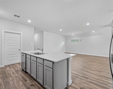 605 Wild Goose Lane - Photo Thumbnail 9