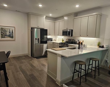 4336 Hopewell Street - Photo Thumbnail 2