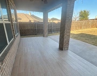 2642 Calmwood Drive - Photo Thumbnail 14