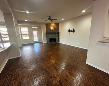 2642 Calmwood Drive - Photo Thumbnail 15