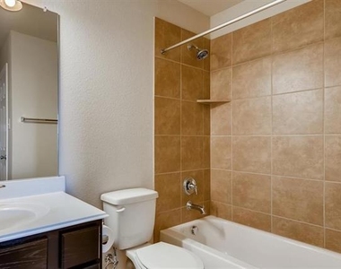 2642 Calmwood Drive - Photo Thumbnail 25