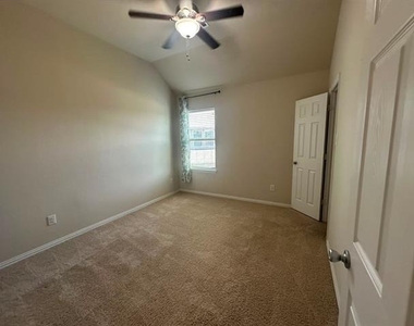 2642 Calmwood Drive - Photo Thumbnail 24