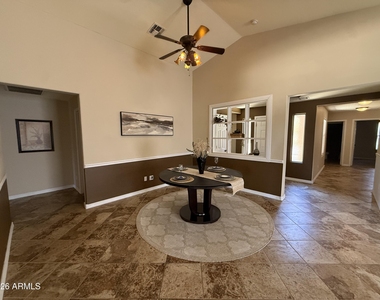 3346 S 256th Drive - Photo Thumbnail 6