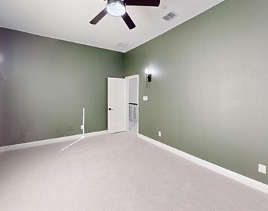 10678 Grayhead Drive - Photo Thumbnail 18