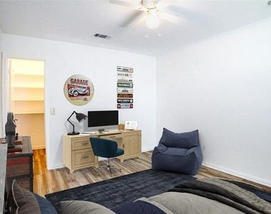 1708 S Waco Street - Photo Thumbnail 27