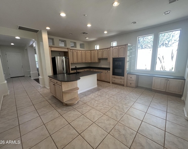 9506 E Mohawk Lane - Photo Thumbnail 15