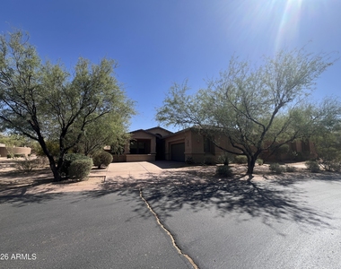 9506 E Mohawk Lane - Photo Thumbnail 2
