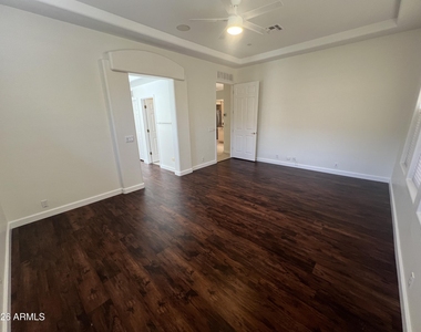 9506 E Mohawk Lane - Photo Thumbnail 24
