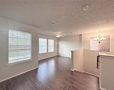 4108 Milestone Court - Photo Thumbnail 7