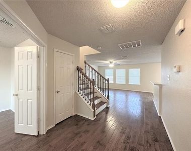 4108 Milestone Court - Photo Thumbnail 2