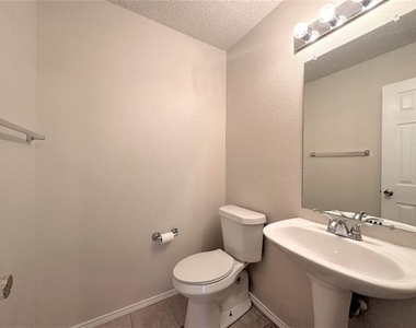 4108 Milestone Court - Photo Thumbnail 15