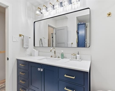 4517 Holland Avenue - Photo Thumbnail 8