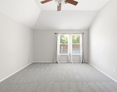 1215 Mallard Creek - Photo Thumbnail 13