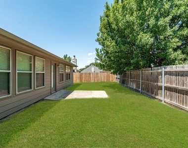 1215 Mallard Creek - Photo Thumbnail 20