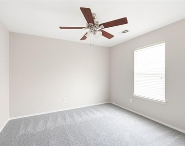 1215 Mallard Creek - Photo Thumbnail 17