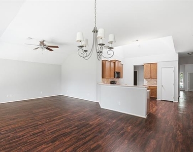 1215 Mallard Creek - Photo Thumbnail 9