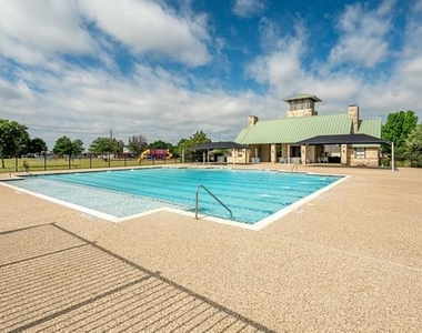 1215 Mallard Creek - Photo Thumbnail 24