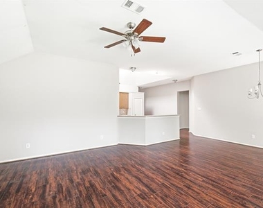 1215 Mallard Creek - Photo Thumbnail 12