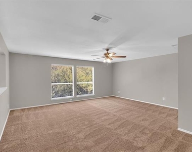 4729 Woodhaven Lane - Photo Thumbnail 27