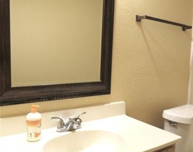 6034 Maple Leaf Drive - Photo Thumbnail 22