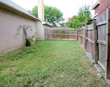 6034 Maple Leaf Drive - Photo Thumbnail 25