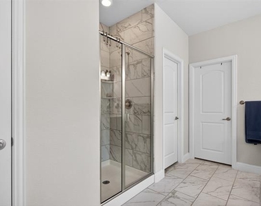 1002 Copper Smith Way - Photo Thumbnail 23