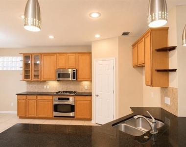 9829 Lightcatcher Drive - Photo Thumbnail 6