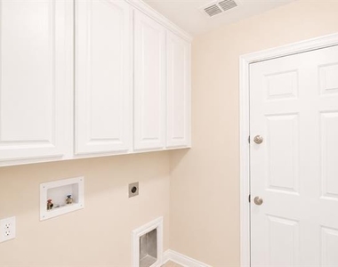 9829 Lightcatcher Drive - Photo Thumbnail 26