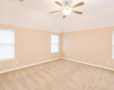 9829 Lightcatcher Drive - Photo Thumbnail 24