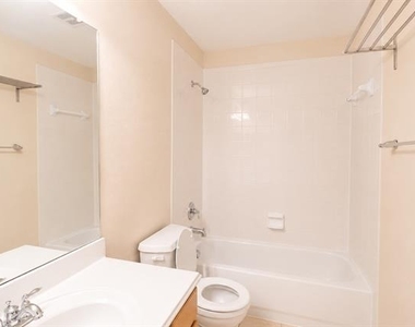 9829 Lightcatcher Drive - Photo Thumbnail 20