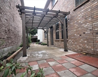 9829 Lightcatcher Drive - Photo Thumbnail 30