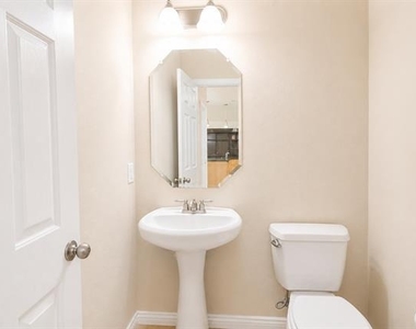 9829 Lightcatcher Drive - Photo Thumbnail 25