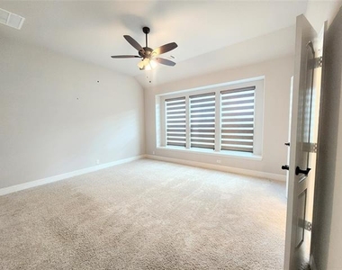 1024 Timber Ridge Drive - Photo Thumbnail 11