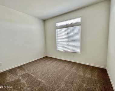 1750 W Inca Drive - Photo Thumbnail 8