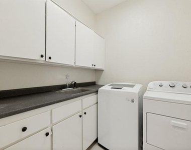 3441 Haynie Avenue - Photo Thumbnail 21