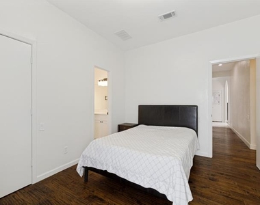 3441 Haynie Avenue - Photo Thumbnail 16
