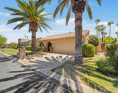 7243 E Montebello Avenue - Photo Thumbnail 1