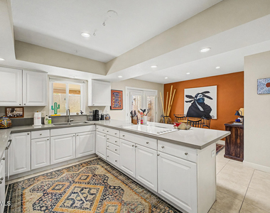 7243 E Montebello Avenue - Photo Thumbnail 11