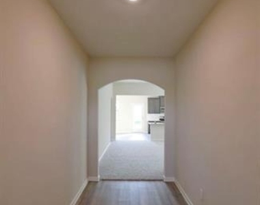 1706 Sandalwood Way - Photo Thumbnail 1