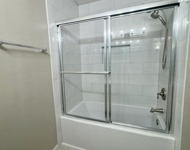 222 W Brown Road - Photo Thumbnail 10