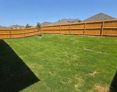 1356 Saddle Sky Trail - Photo Thumbnail 12
